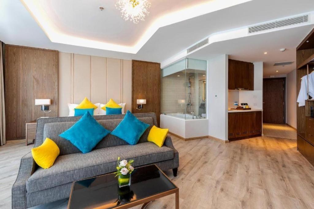Luxury Seaview Panorama Nha Trang By Luna ภายนอก รูปภาพ